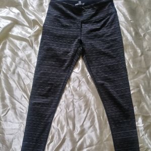 90 degrees Sport leggings M size